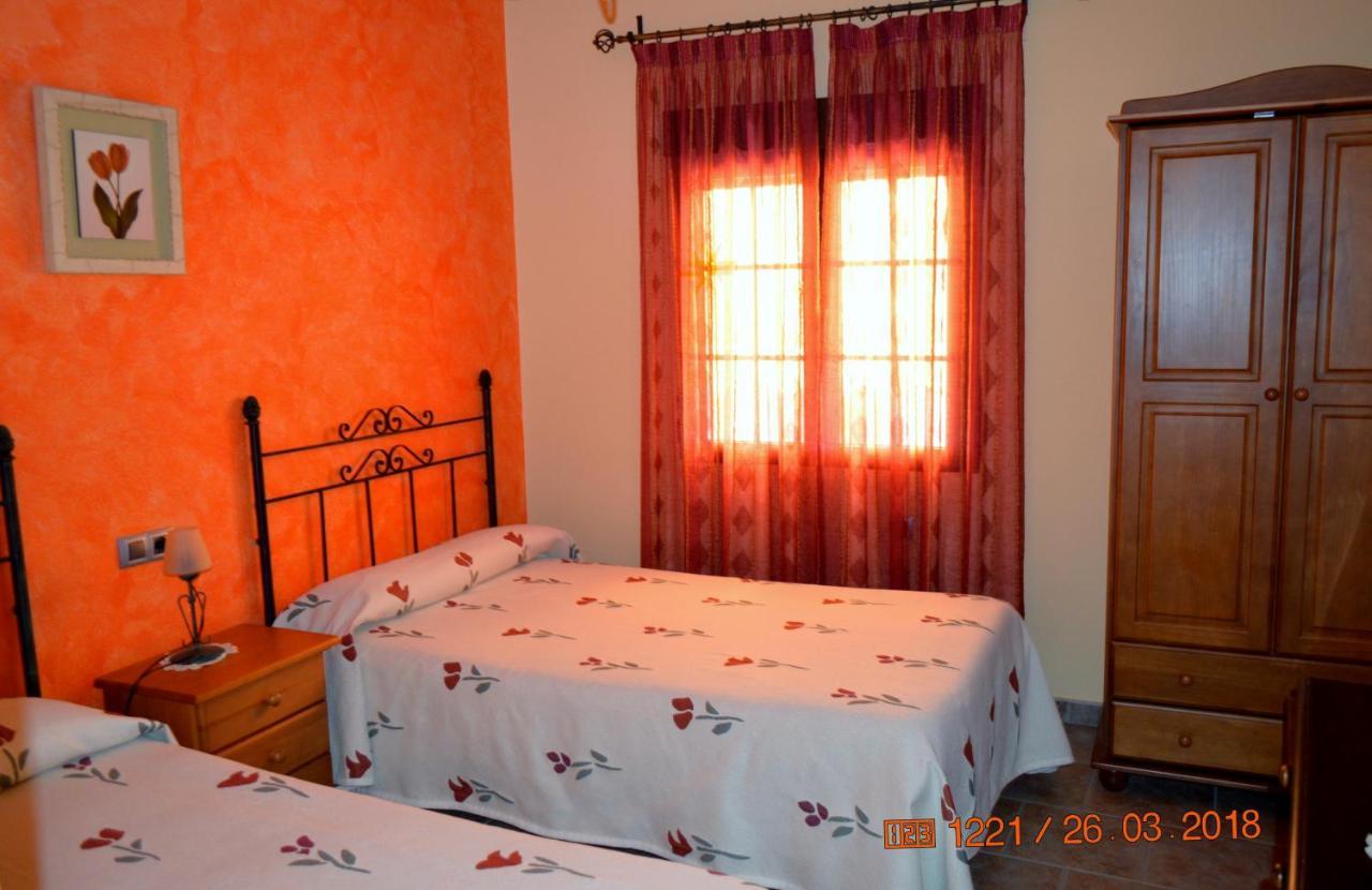 Posada La Reja Malpica de Tajo 外观 照片