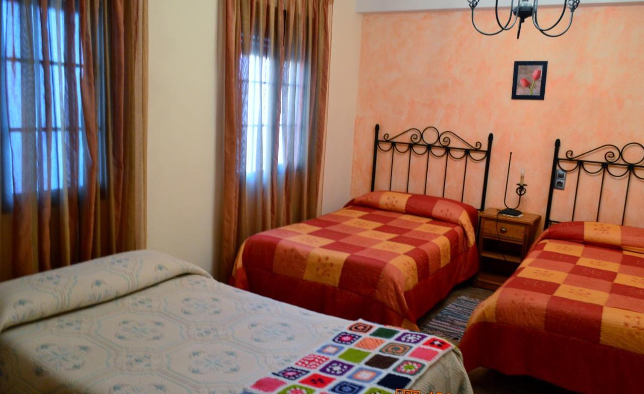Posada La Reja Malpica de Tajo 外观 照片