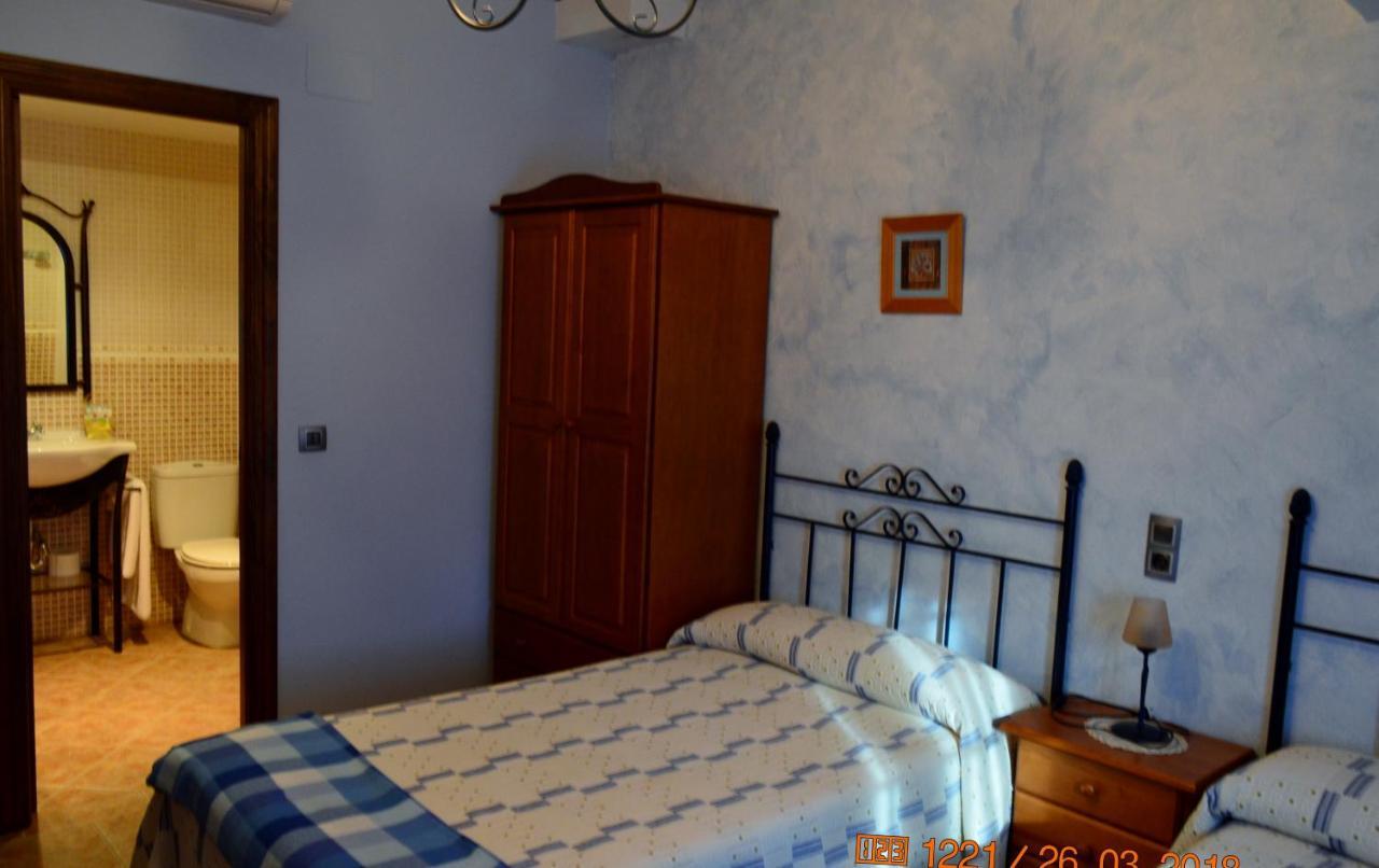 Posada La Reja Malpica de Tajo 外观 照片