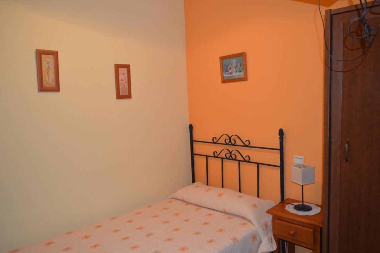 Posada La Reja Malpica de Tajo 外观 照片